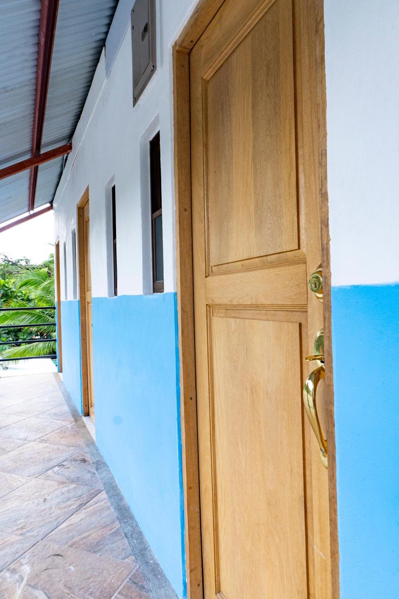 Hotel Pura Natura Riverside Tortuguero Eksteriør bilde