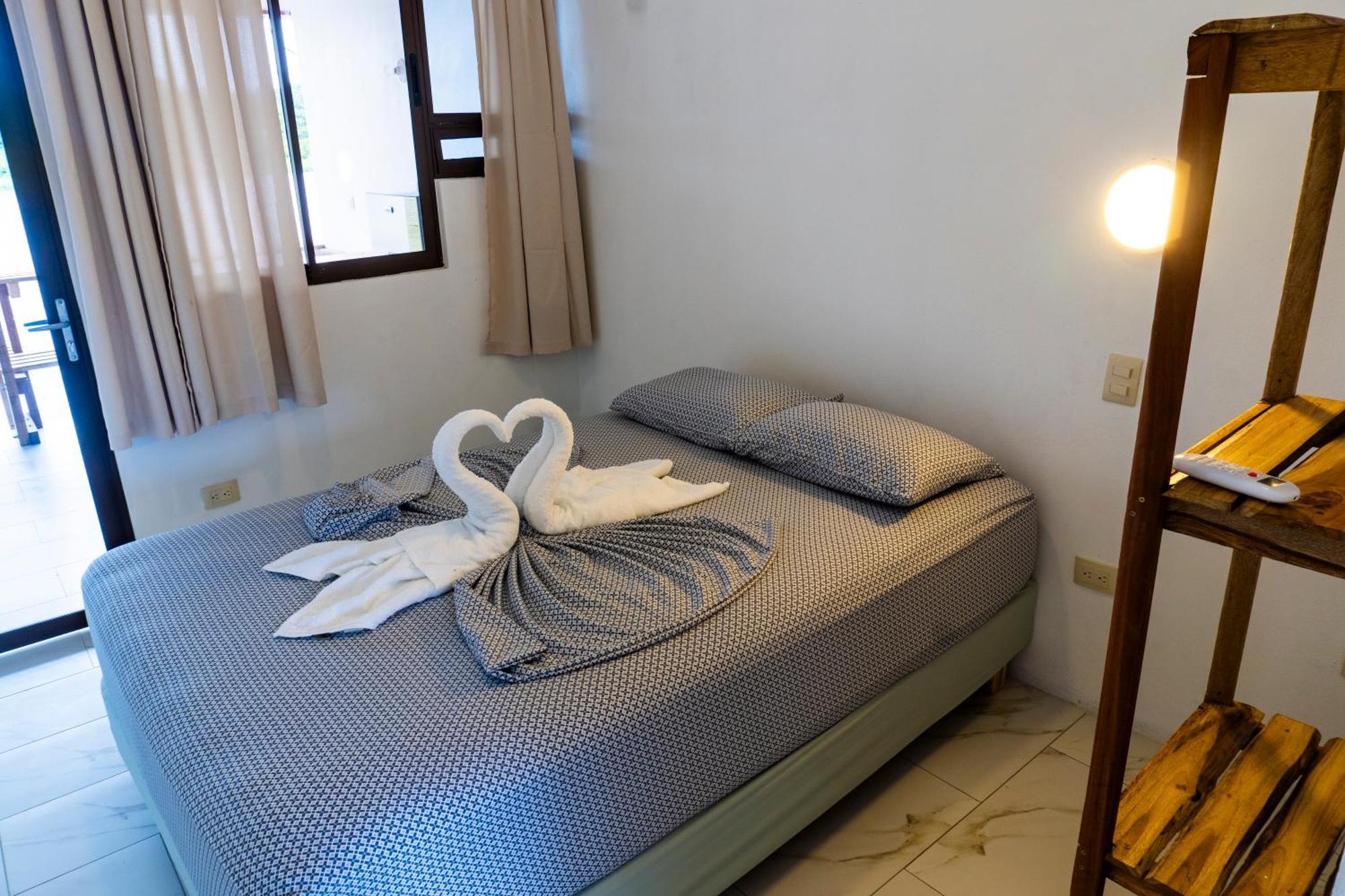 Hotel Pura Natura Riverside Tortuguero Eksteriør bilde