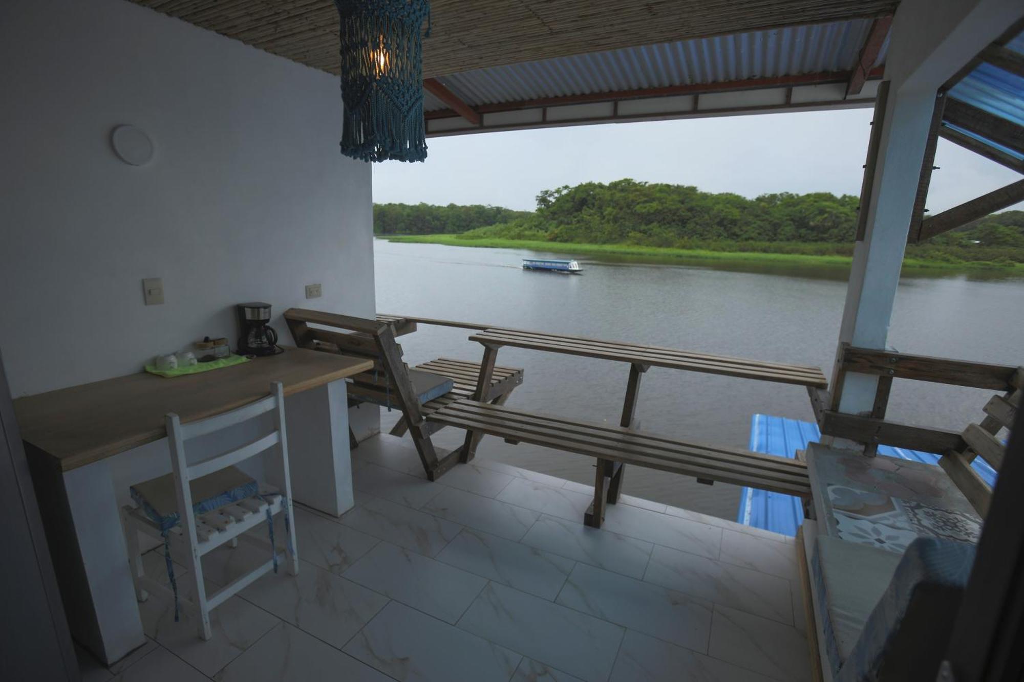 Hotel Pura Natura Riverside Tortuguero Eksteriør bilde